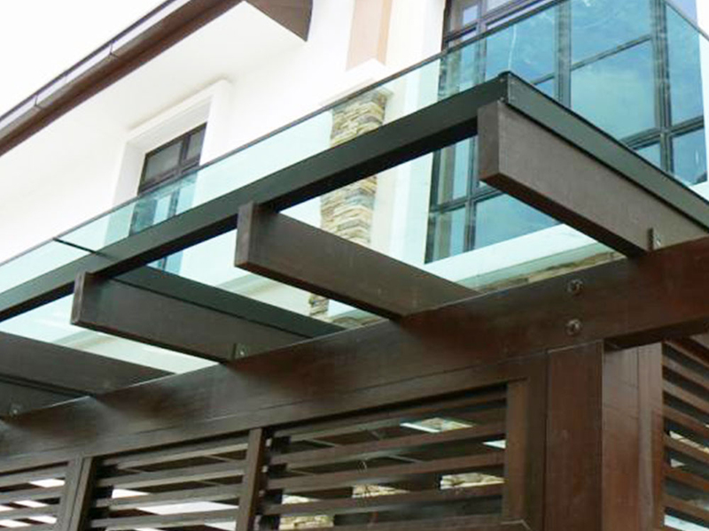 glass-wooden-roof-01